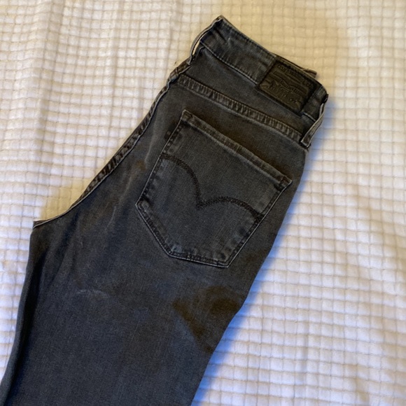721 high rise skinny Levi’s - Picture 3 of 3